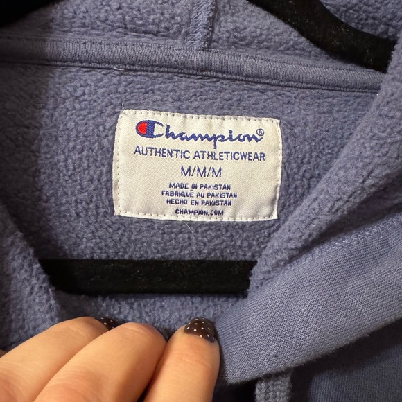 Women’s Champion Hoodie - Size Medium - Picture 5 of 5